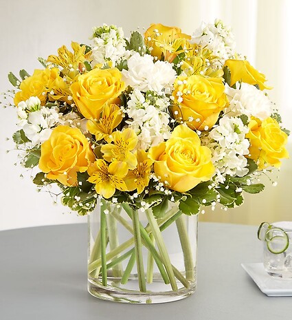 Yellow &amp;amp; White Delight&amp;trade; Bouquet