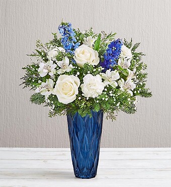 Holiday Radiance&amp;trade; Bouquet