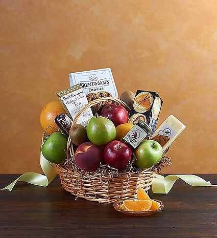 Deluxe Fruit &amp;amp; Gourmet Basket